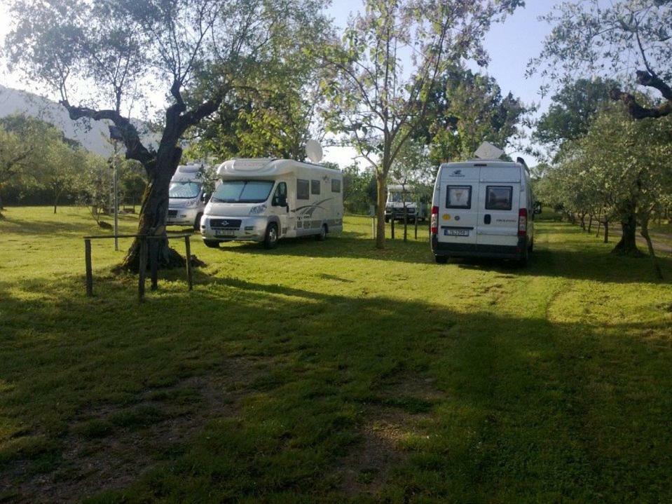 הוילה פדולה Agriturismo Tre Santi מראה חיצוני תמונה